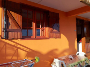 Appartement confortable à Bouillante 52 m² avec vue mer